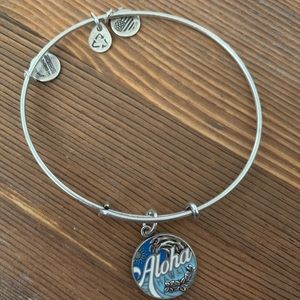 HAWAII EXCLUSIVE BRACELET